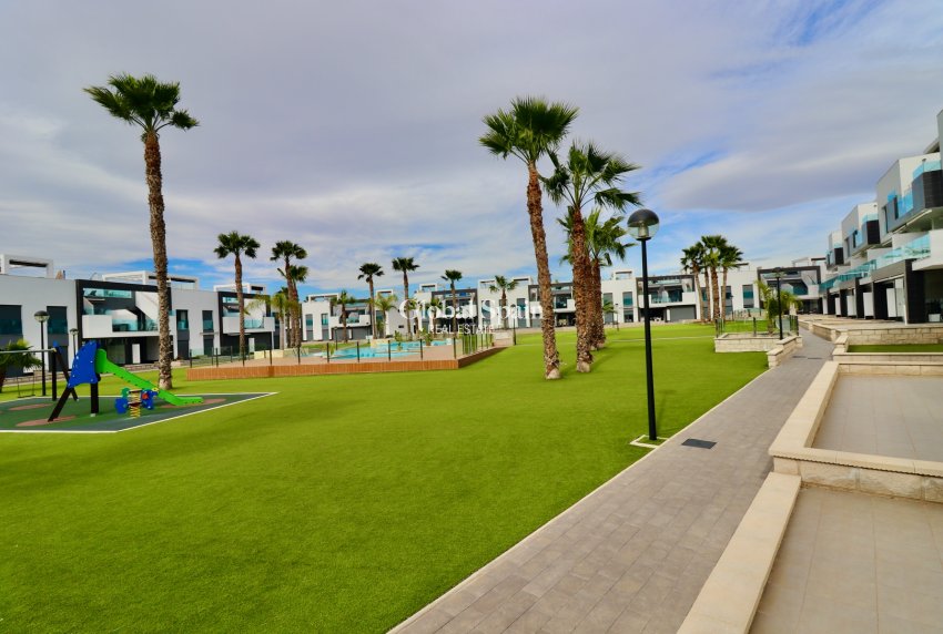 Revente - APPARTEMENT -
GUARDAMAR DEL SEGURA - Guardamar - El Raso