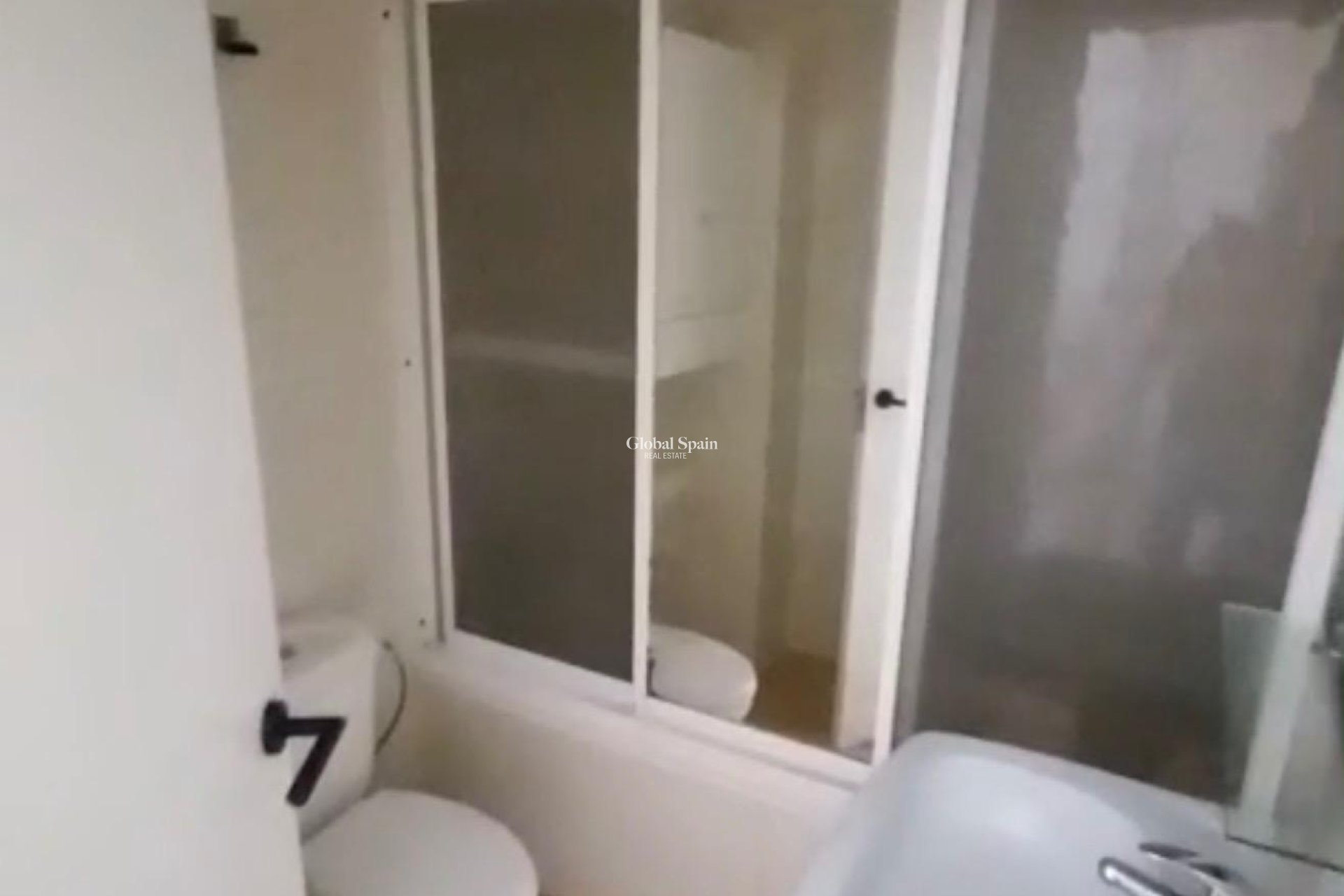 Revente - APPARTEMENT -
GUARDAMAR DEL SEGURA - Guardamar Playa