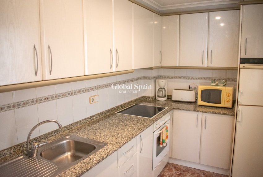 Revente - APPARTEMENT -
GUARDAMAR DEL SEGURA - Guardamar pueblo