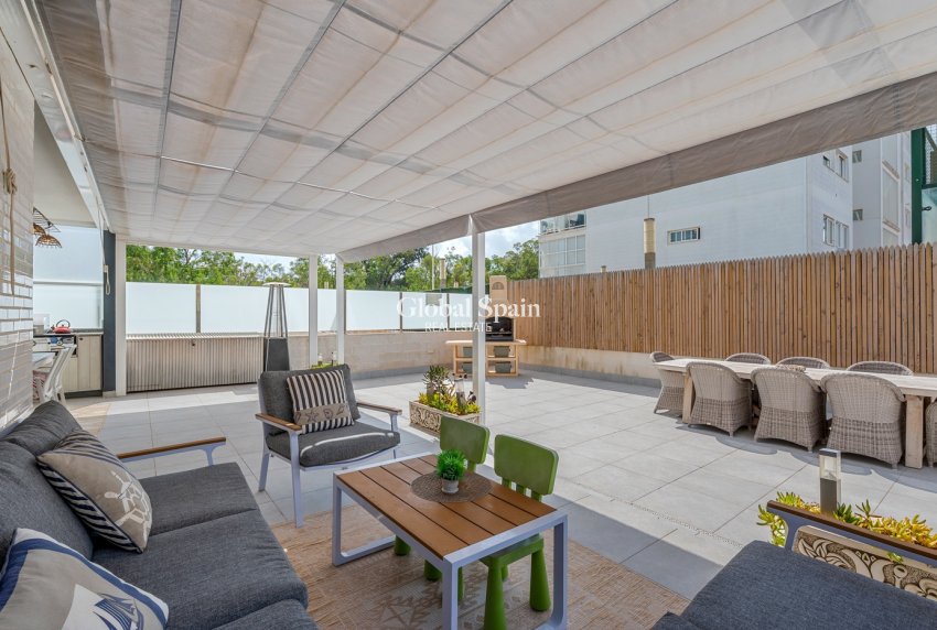 Revente - APPARTEMENT -
GUARDAMAR DEL SEGURA - Guardamar