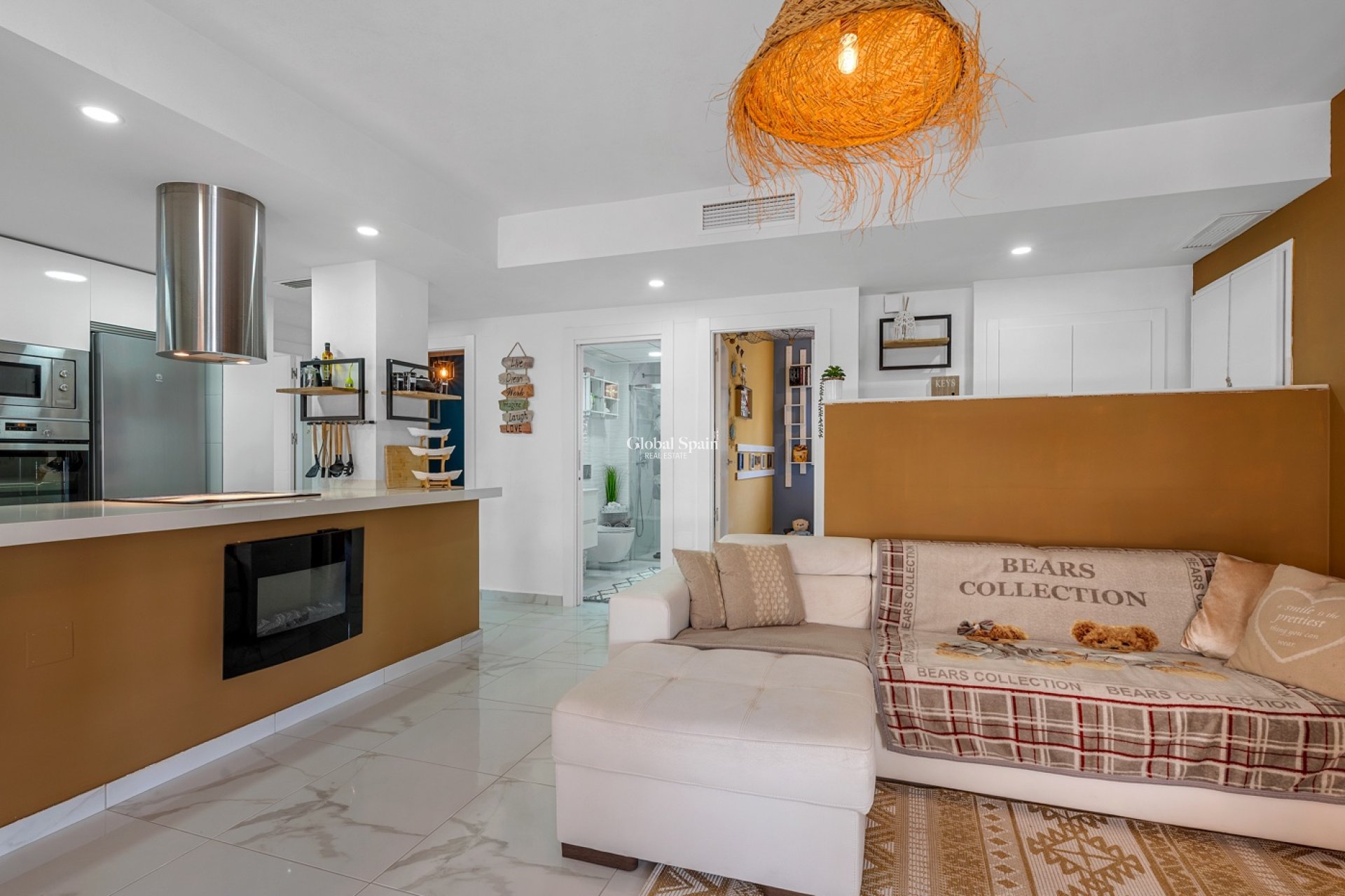Revente - APPARTEMENT -
GUARDAMAR DEL SEGURA - Guardamar