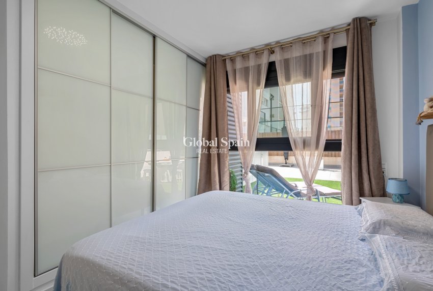 Revente - APPARTEMENT -
GUARDAMAR DEL SEGURA - Guardamar