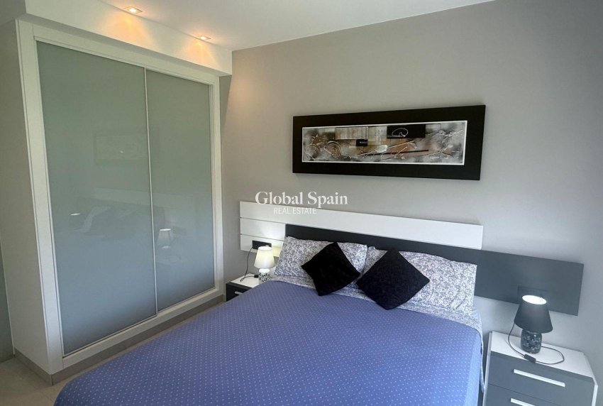 Revente - APPARTEMENT -
GUARDAMAR DEL SEGURA - Oasis Beach