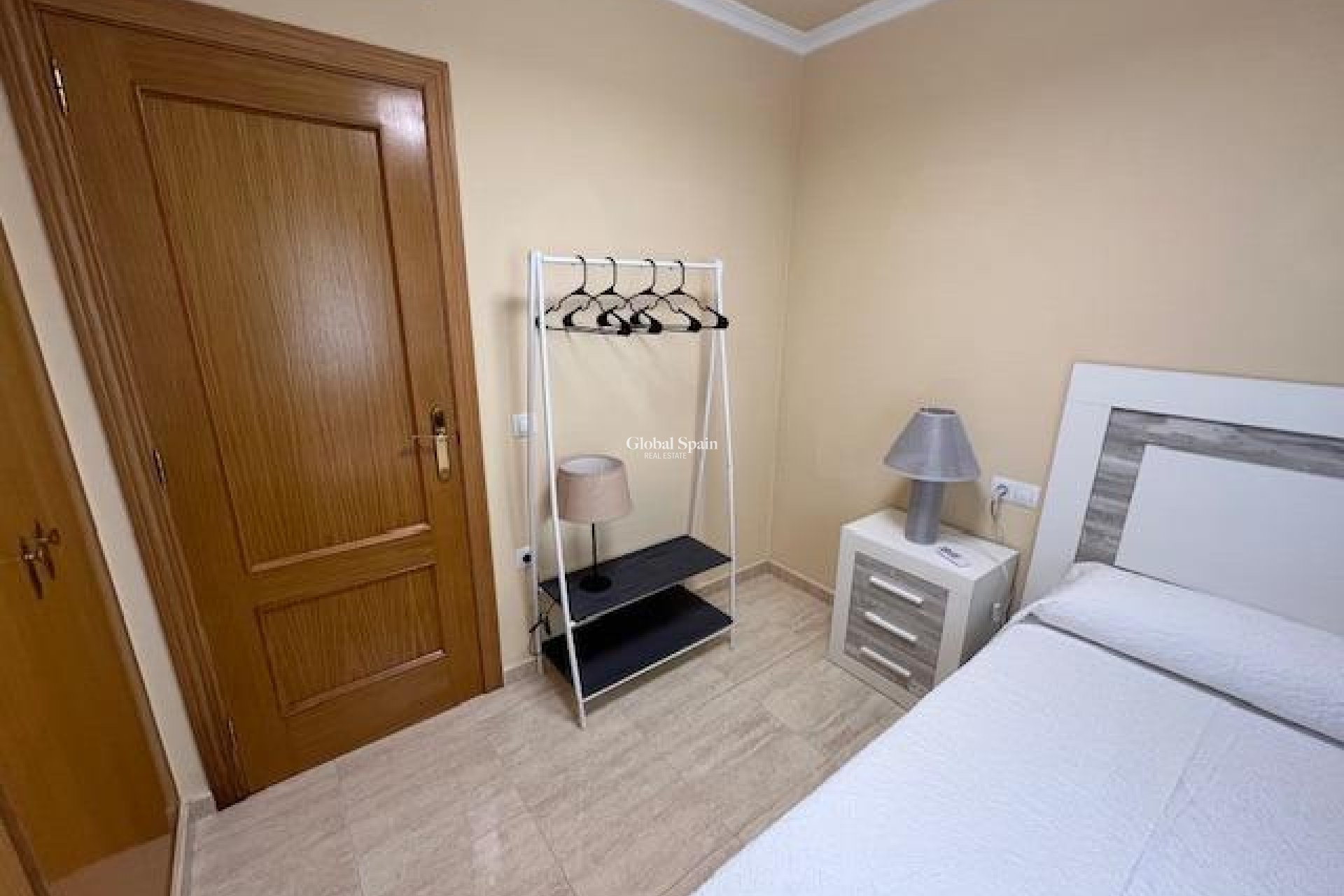 Revente - APPARTEMENT -
GUARDAMAR DEL SEGURA