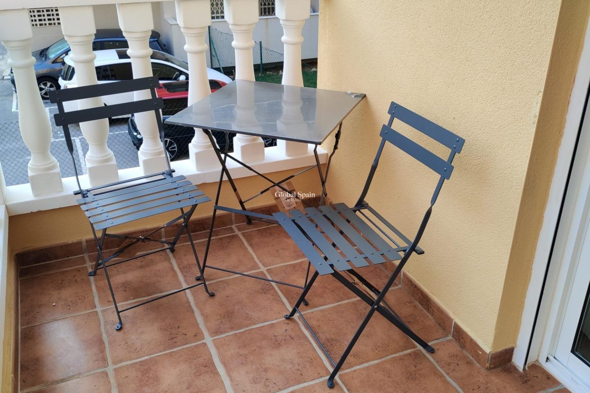 Revente - APPARTEMENT -
GUARDAMAR DEL SEGURA