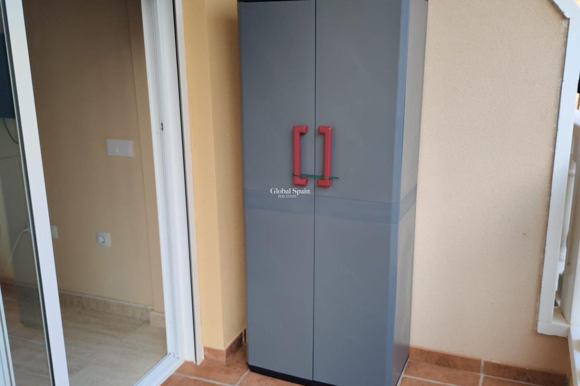 Revente - APPARTEMENT -
GUARDAMAR DEL SEGURA