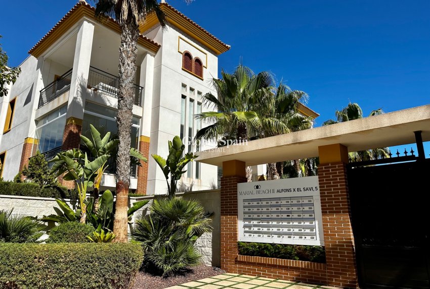 Revente - APPARTEMENT -
GUARDAMAR DEL SEGURA