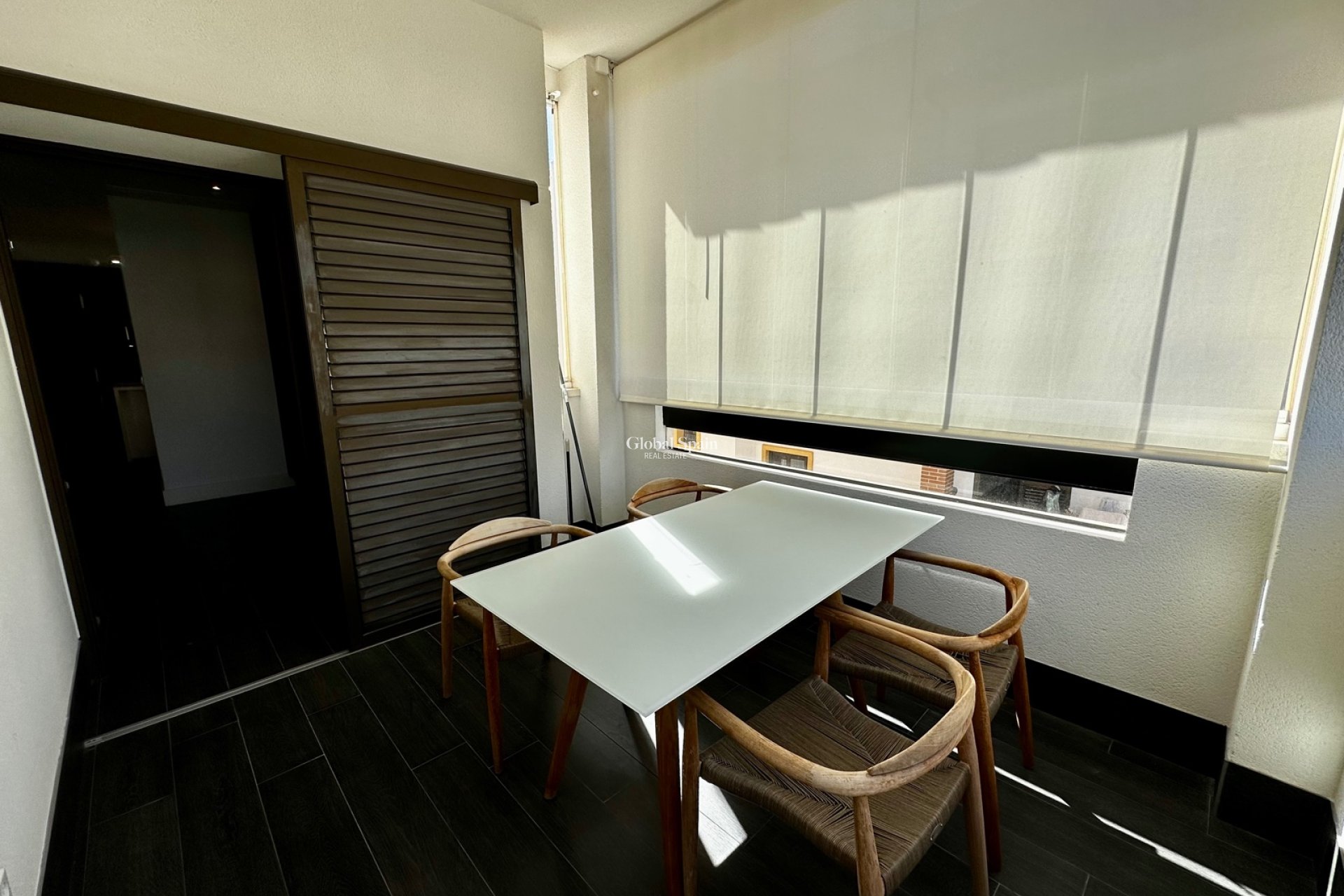 Revente - APPARTEMENT -
GUARDAMAR DEL SEGURA