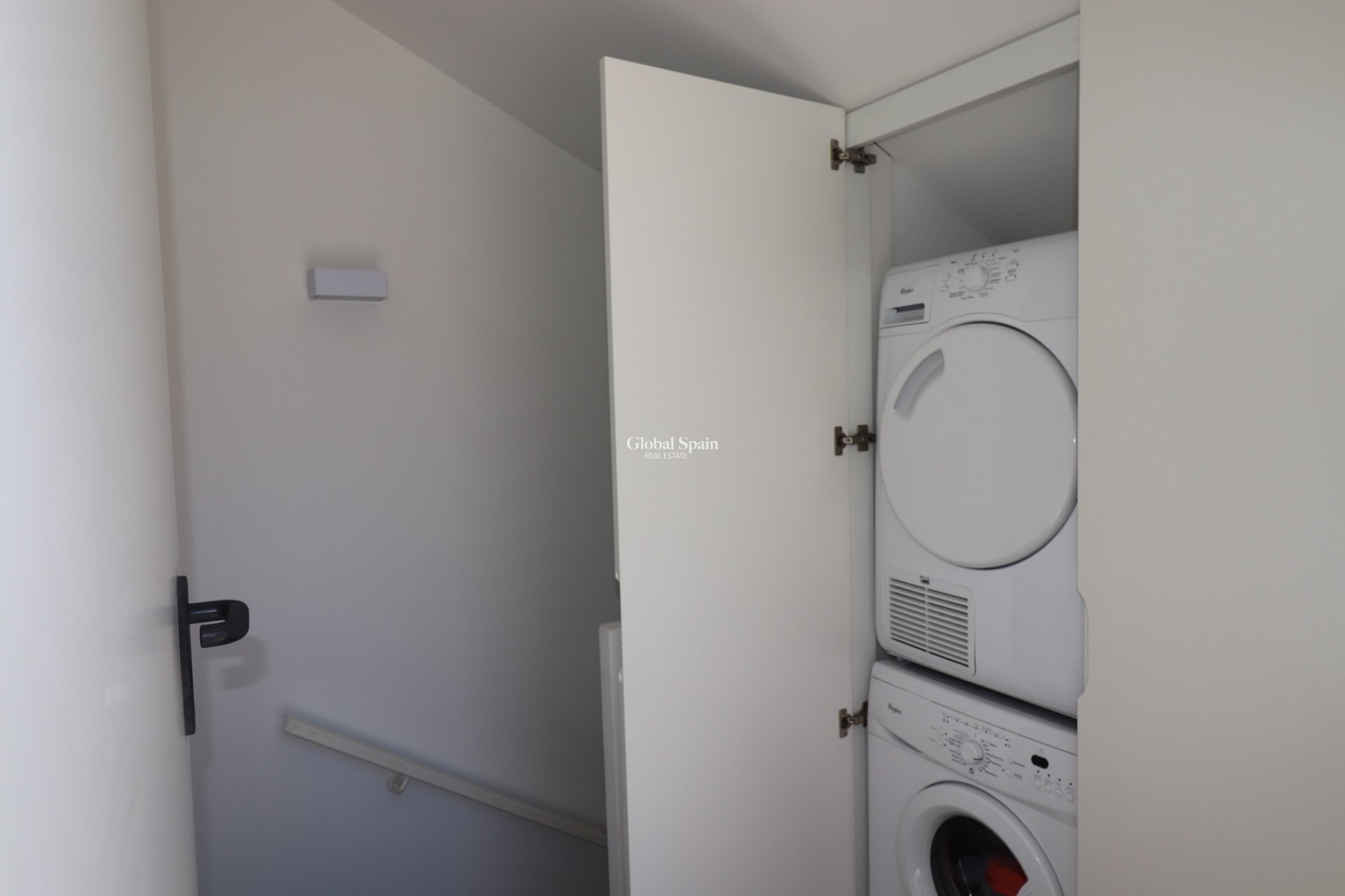 Revente - APPARTEMENT -
GUARDAMAR DEL SEGURA