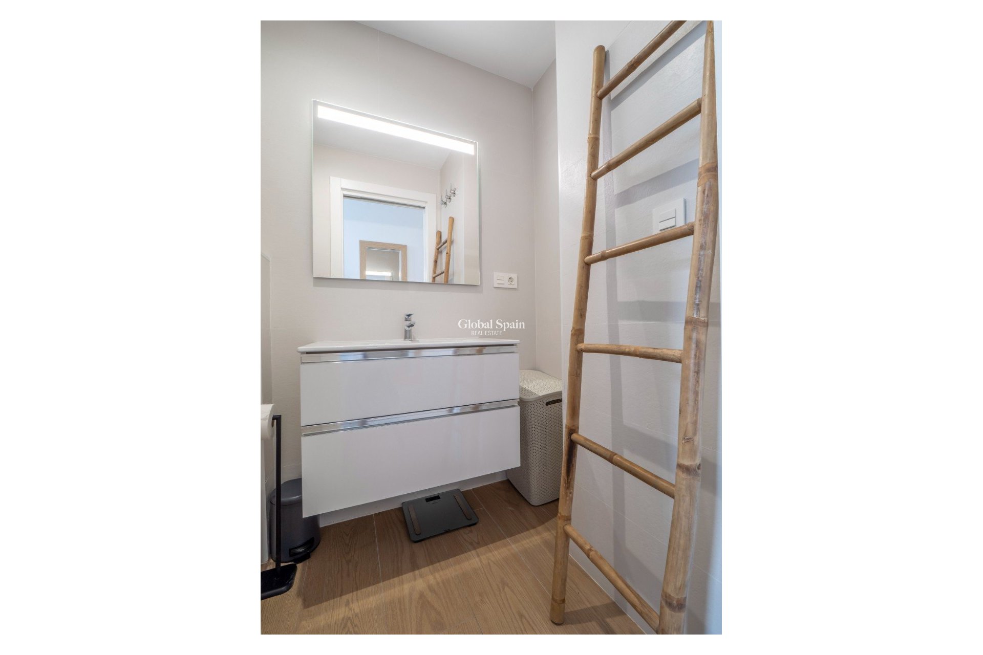 Revente - APPARTEMENT -
JÁVEA - El Arenal