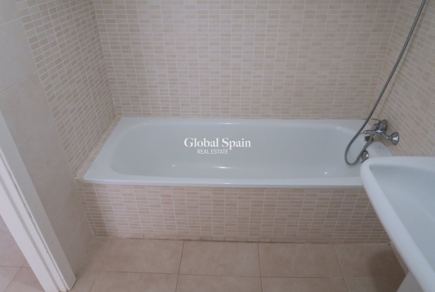 Revente - Appartement -
Jesús Pobre - Centro