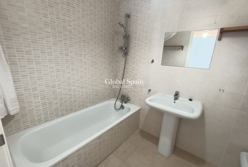 Revente - APPARTEMENT -
JESÚS POBRE - Inland