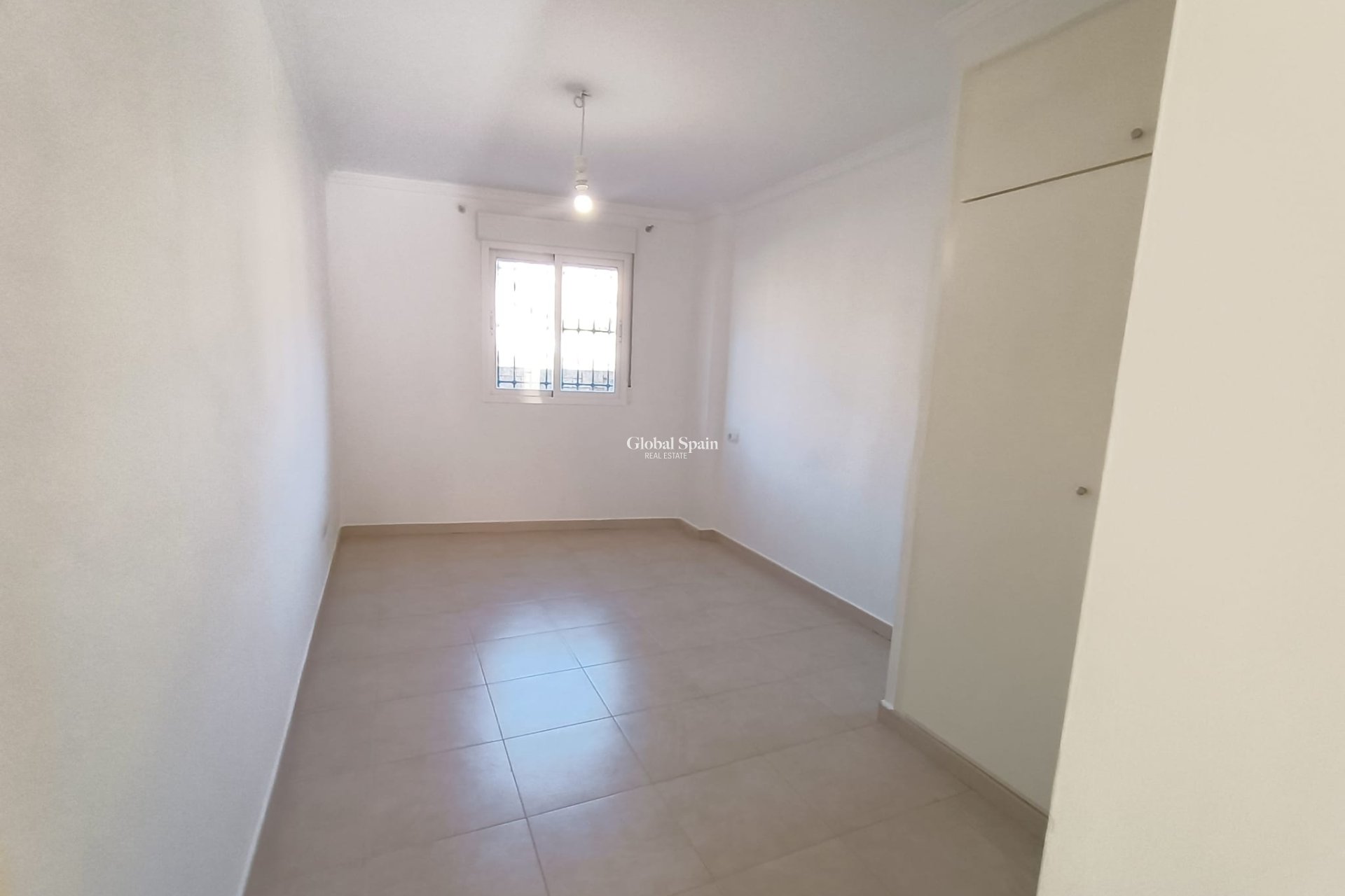 Revente - APPARTEMENT -
JESÚS POBRE - Inland