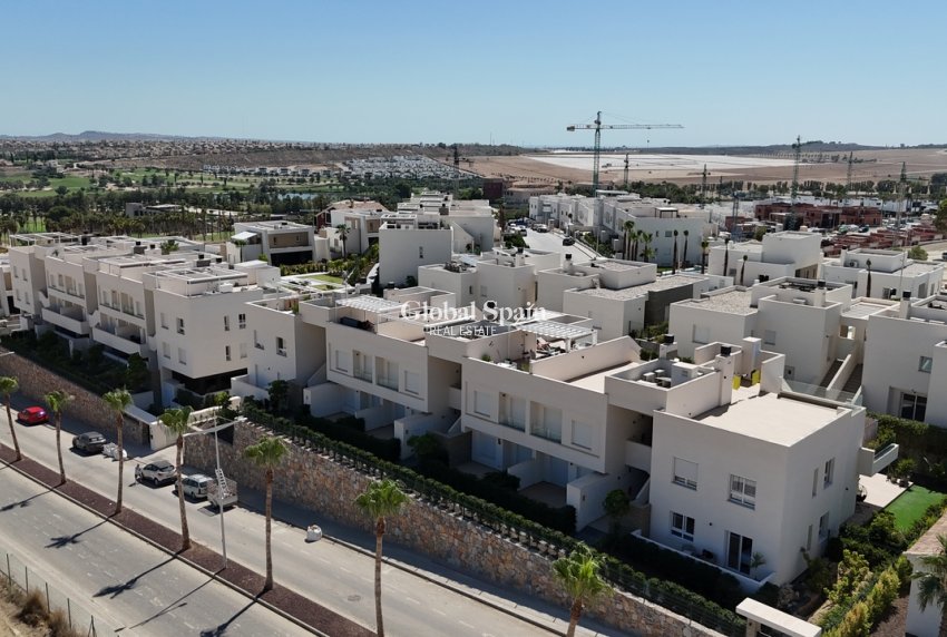 Revente - APPARTEMENT -
LA FINCA GOLF - Inland