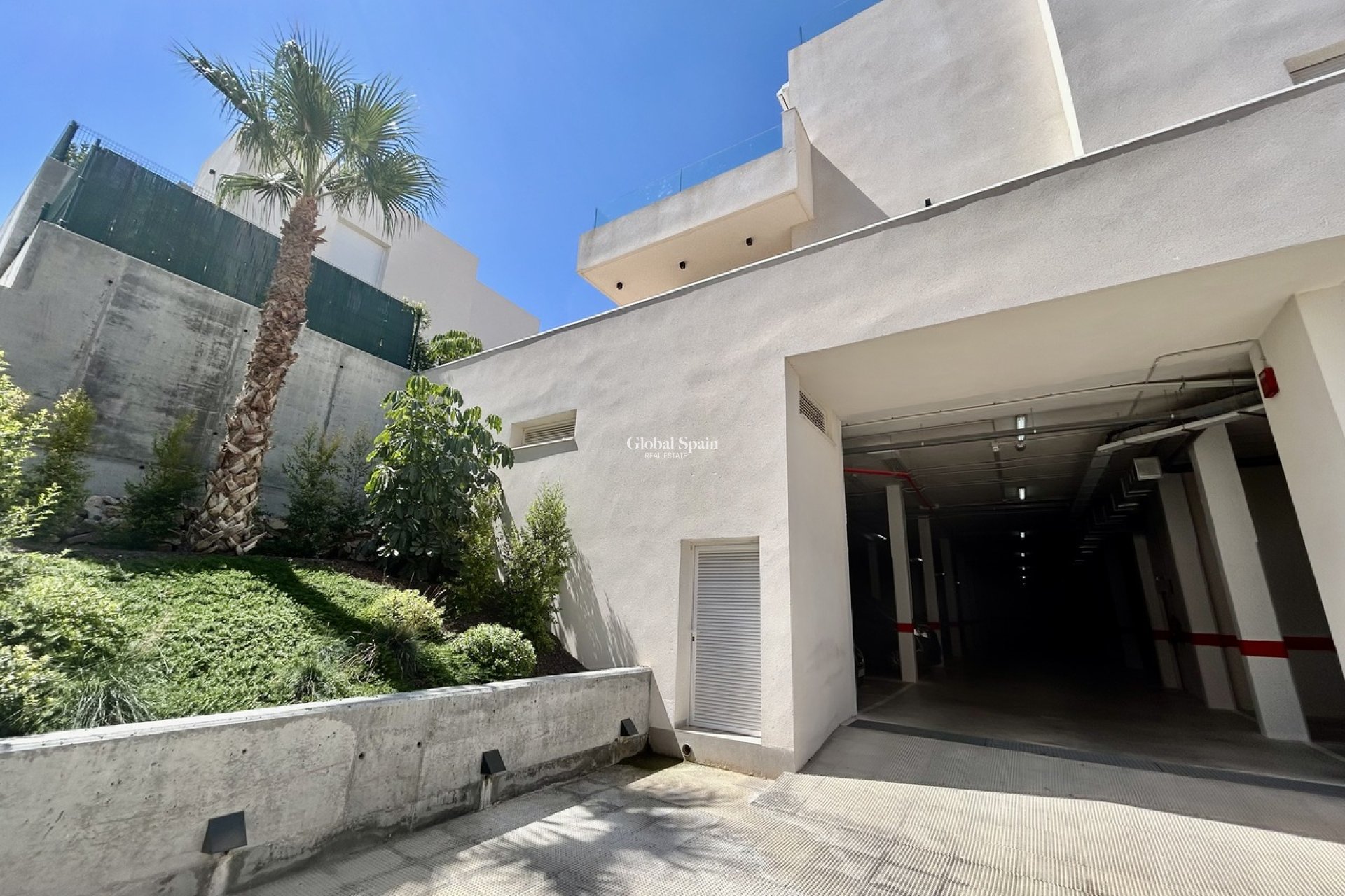 Revente - APPARTEMENT -
LA FINCA GOLF - Inland