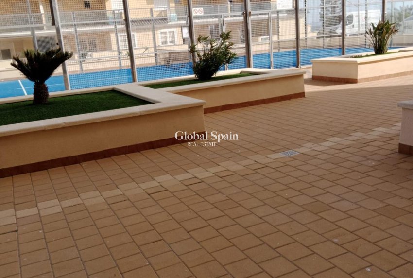 Revente - APPARTEMENT -
LA MANGA DEL MAR MENOR - Costa Calida