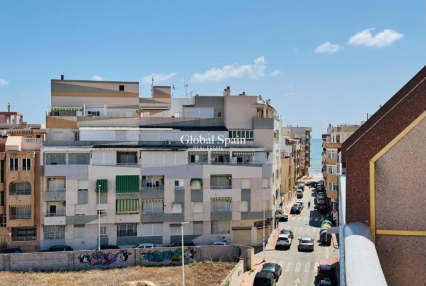 Revente - APPARTEMENT -
LA MATA - Costa Blanca