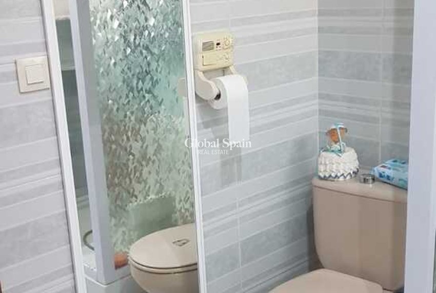 Revente - APPARTEMENT -
LA MATA - Costa Blanca