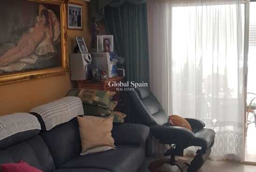 Revente - APPARTEMENT -
LA MATA - Costa Blanca