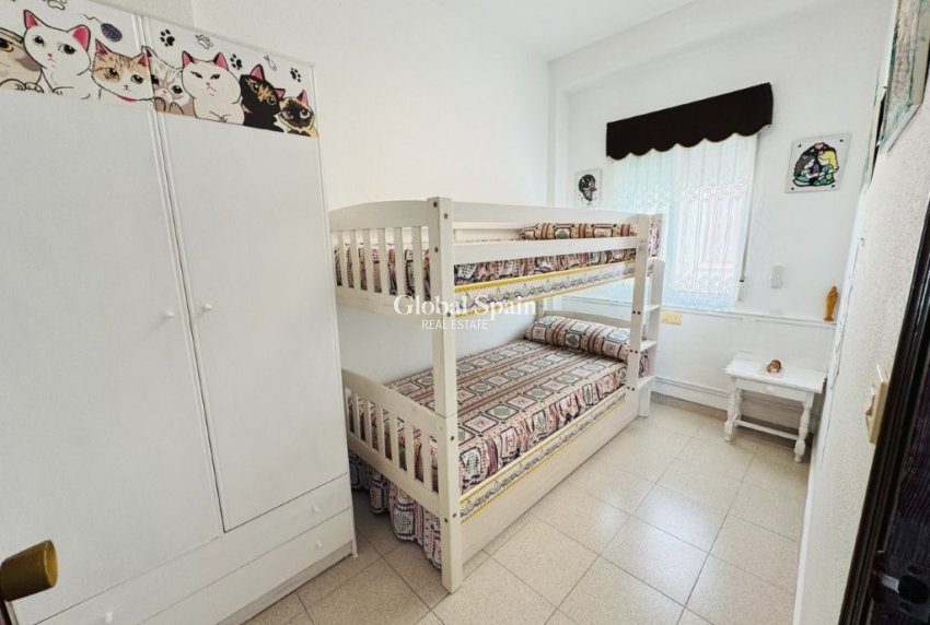 Revente - APPARTEMENT -
LA MATA - Costa Blanca