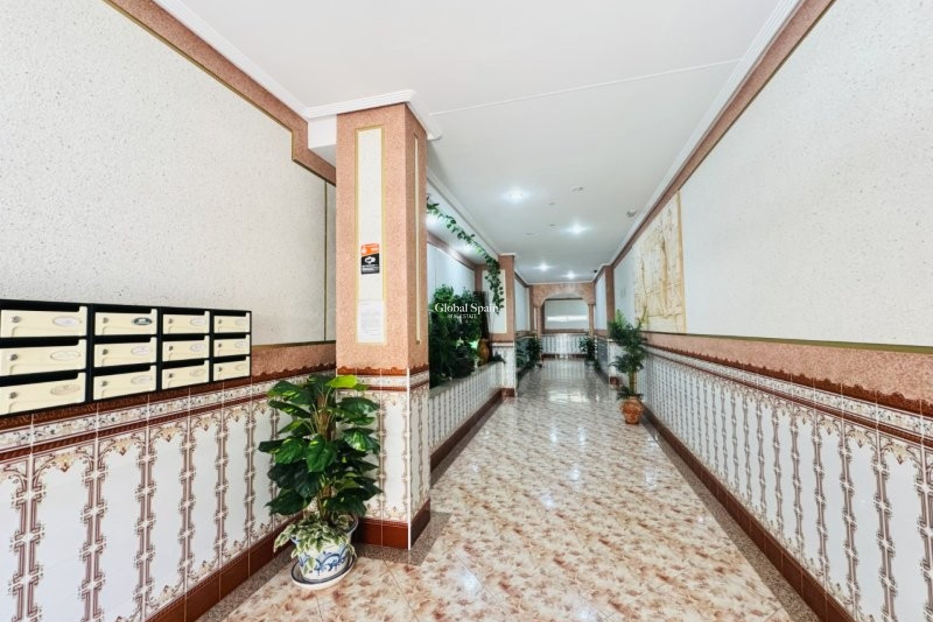 Revente - APPARTEMENT -
LA MATA - Costa Blanca