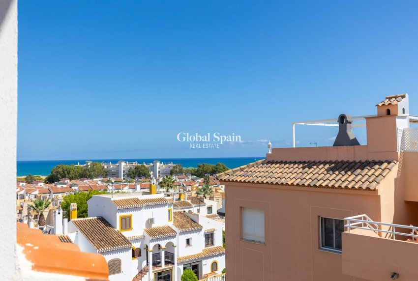 Revente - APPARTEMENT -
LA MATA - Costa Blanca