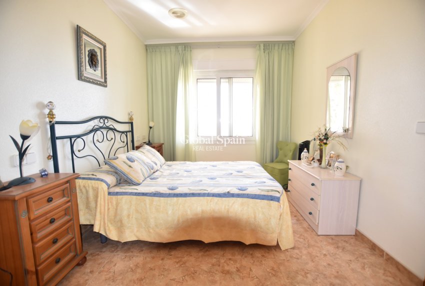 Revente - APPARTEMENT -
LA MATA - Costa Blanca