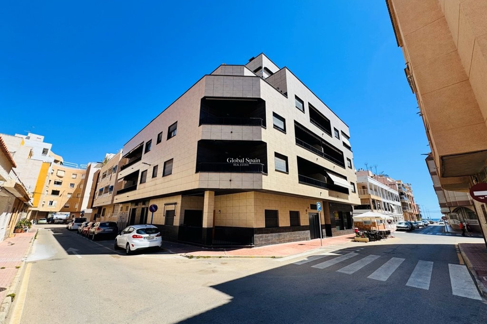 Revente - APPARTEMENT -
LA MATA - Costa Blanca