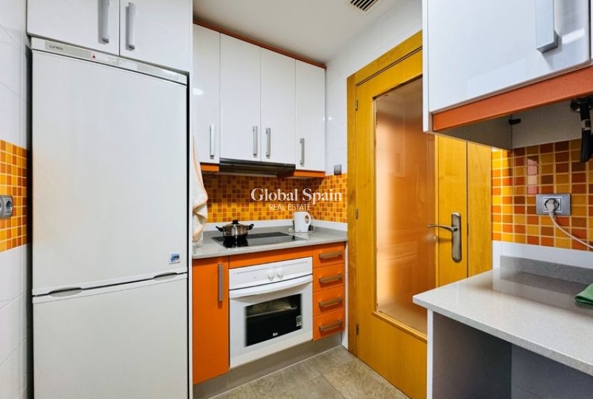 Revente - APPARTEMENT -
LA MATA - Costa Blanca