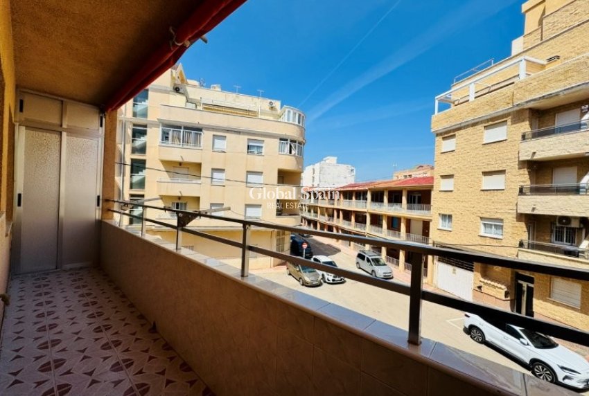 Revente - APPARTEMENT -
LA MATA - Costa Blanca
