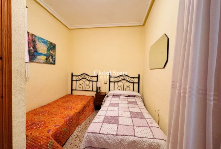 Revente - APPARTEMENT -
LA MATA - Costa Blanca