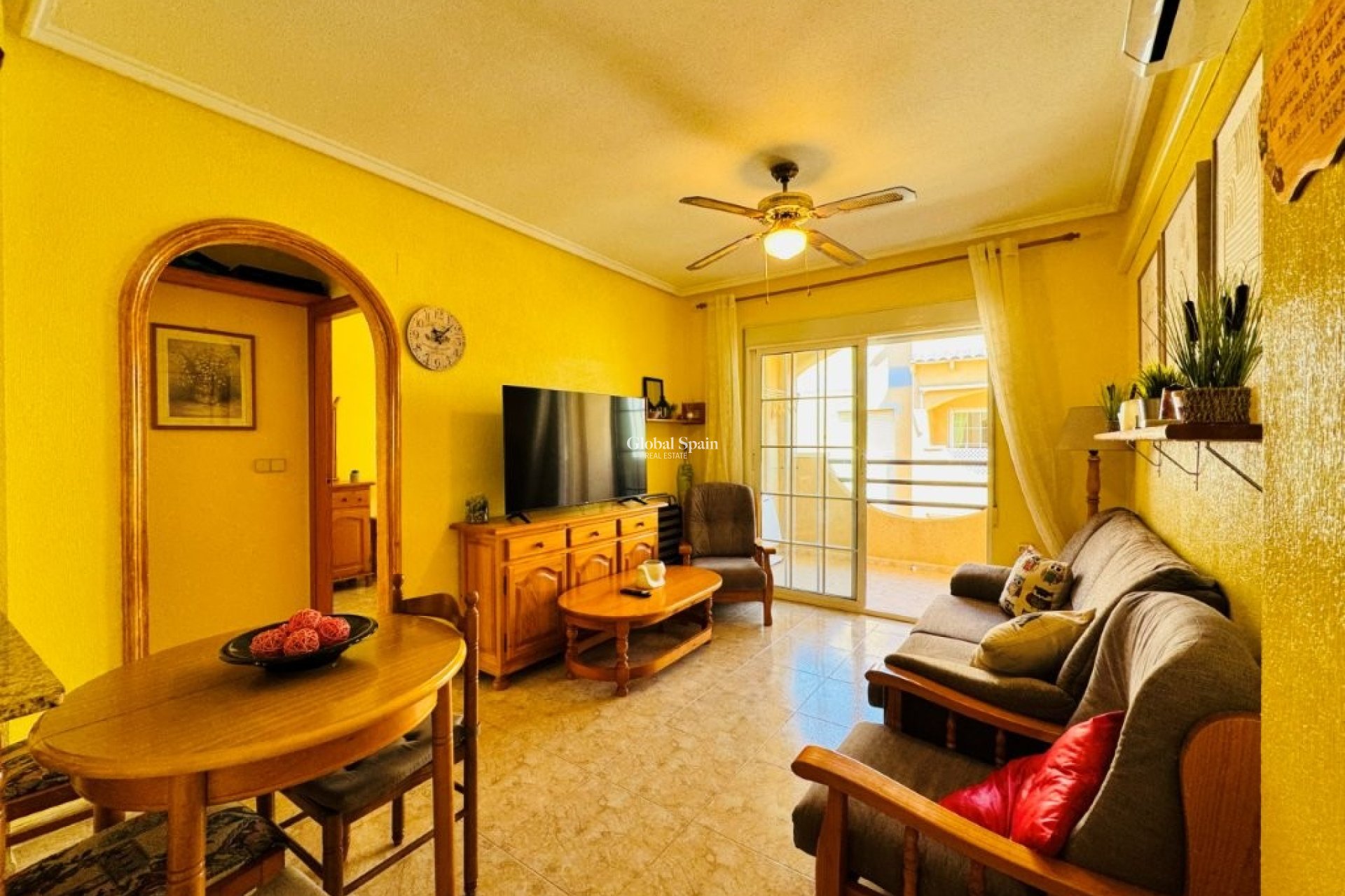 Revente - APPARTEMENT -
LA MATA - Costa Blanca