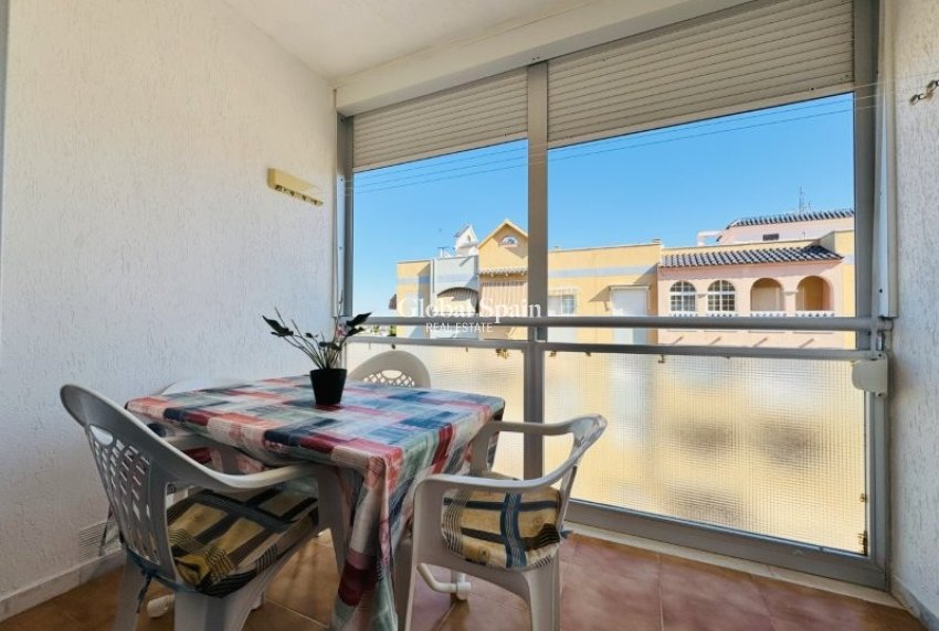 Revente - APPARTEMENT -
LA MATA - Costa Blanca