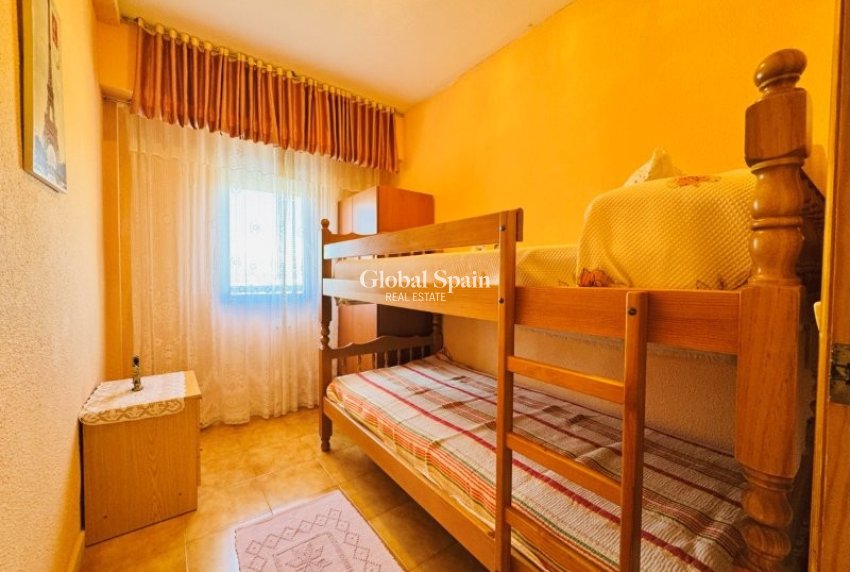 Revente - APPARTEMENT -
LA MATA - Costa Blanca