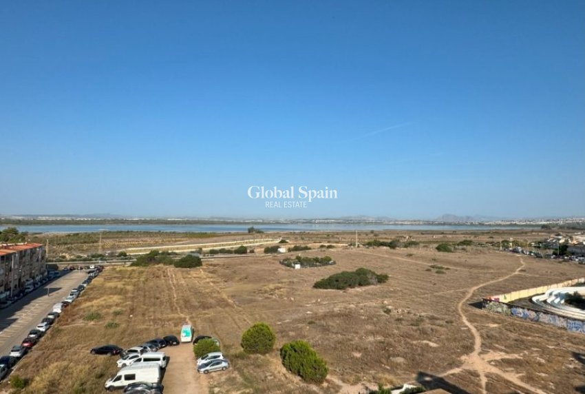 Revente - APPARTEMENT -
LA MATA - Costa Blanca