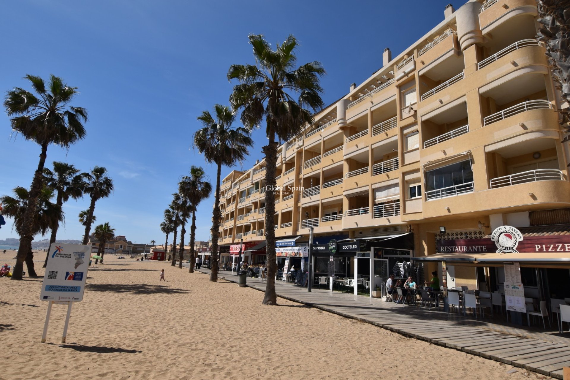 Revente - APPARTEMENT -
LA MATA - Costa Blanca