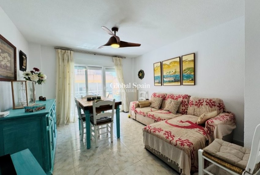 Revente - APPARTEMENT -
LA MATA - Costa Blanca