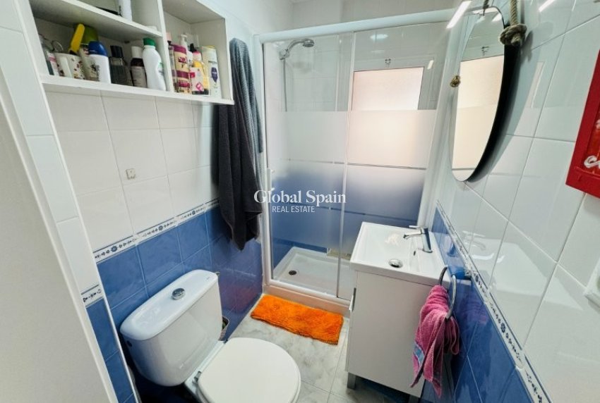 Revente - APPARTEMENT -
LA MATA - Costa Blanca
