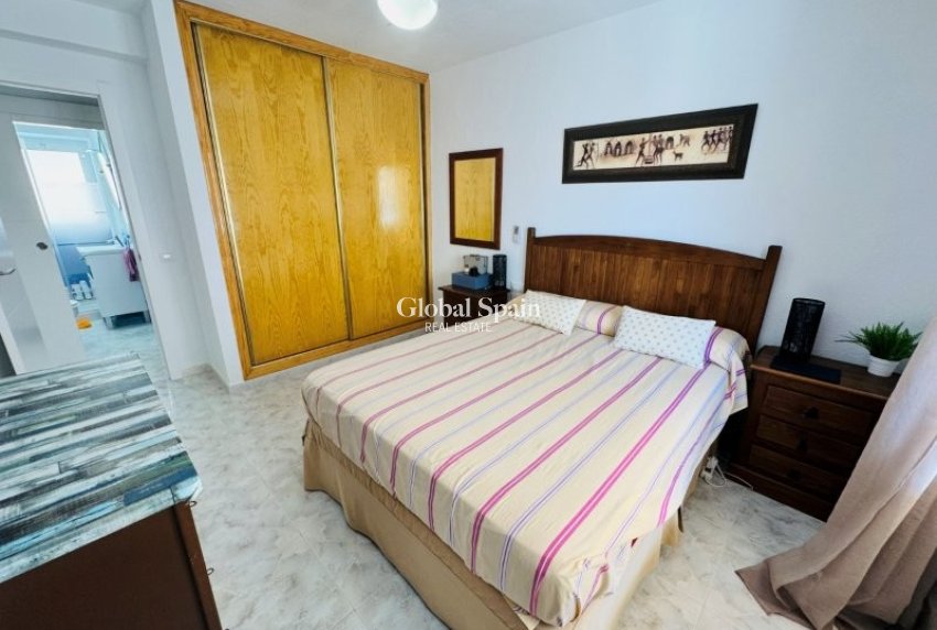 Revente - APPARTEMENT -
LA MATA - Costa Blanca
