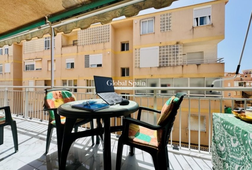 Revente - APPARTEMENT -
LA MATA - Costa Blanca