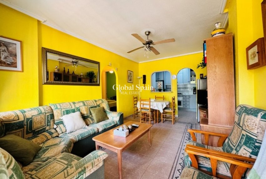 Revente - APPARTEMENT -
LA MATA - Costa Blanca