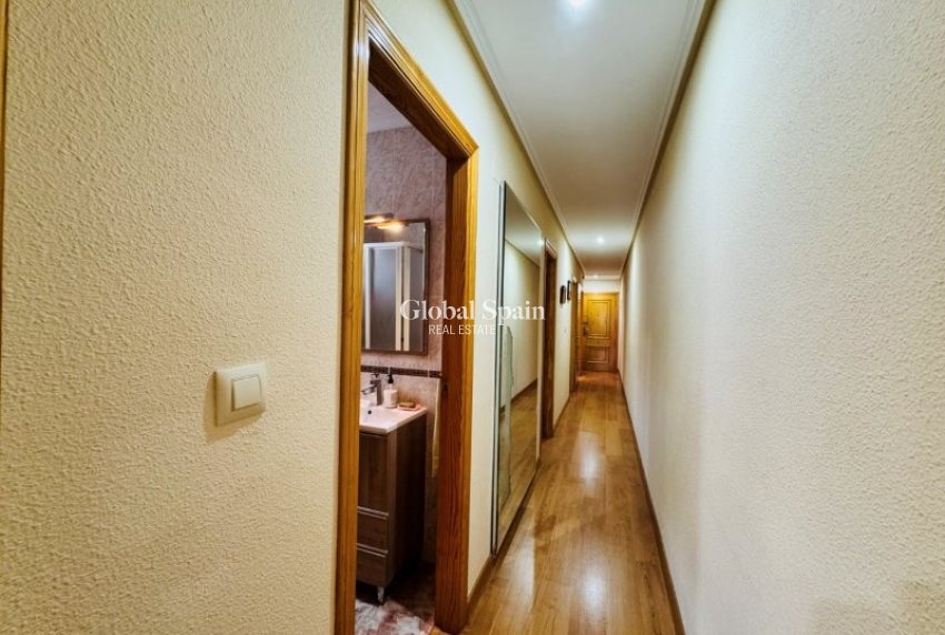 Revente - APPARTEMENT -
LA MATA - Costa Blanca