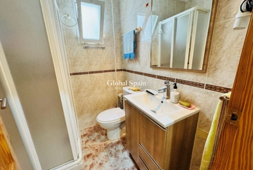 Revente - APPARTEMENT -
LA MATA - Costa Blanca