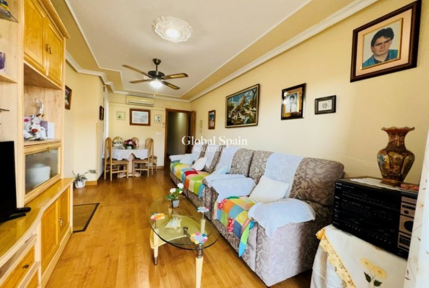 Revente - APPARTEMENT -
LA MATA - Costa Blanca