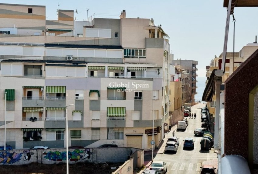 Revente - APPARTEMENT -
LA MATA - Costa Blanca