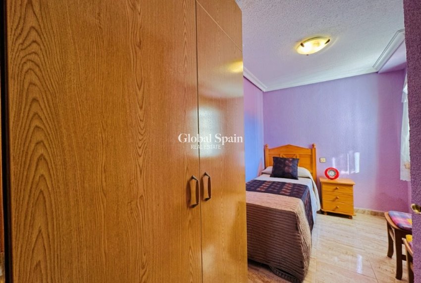 Revente - APPARTEMENT -
LA MATA - Costa Blanca