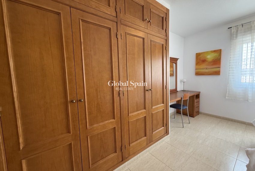 Revente - APPARTEMENT -
LA PUEBLA - Inland