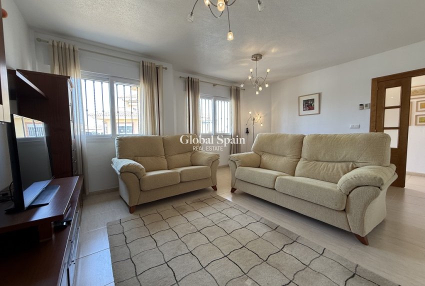 Revente - APPARTEMENT -
LA PUEBLA - Inland