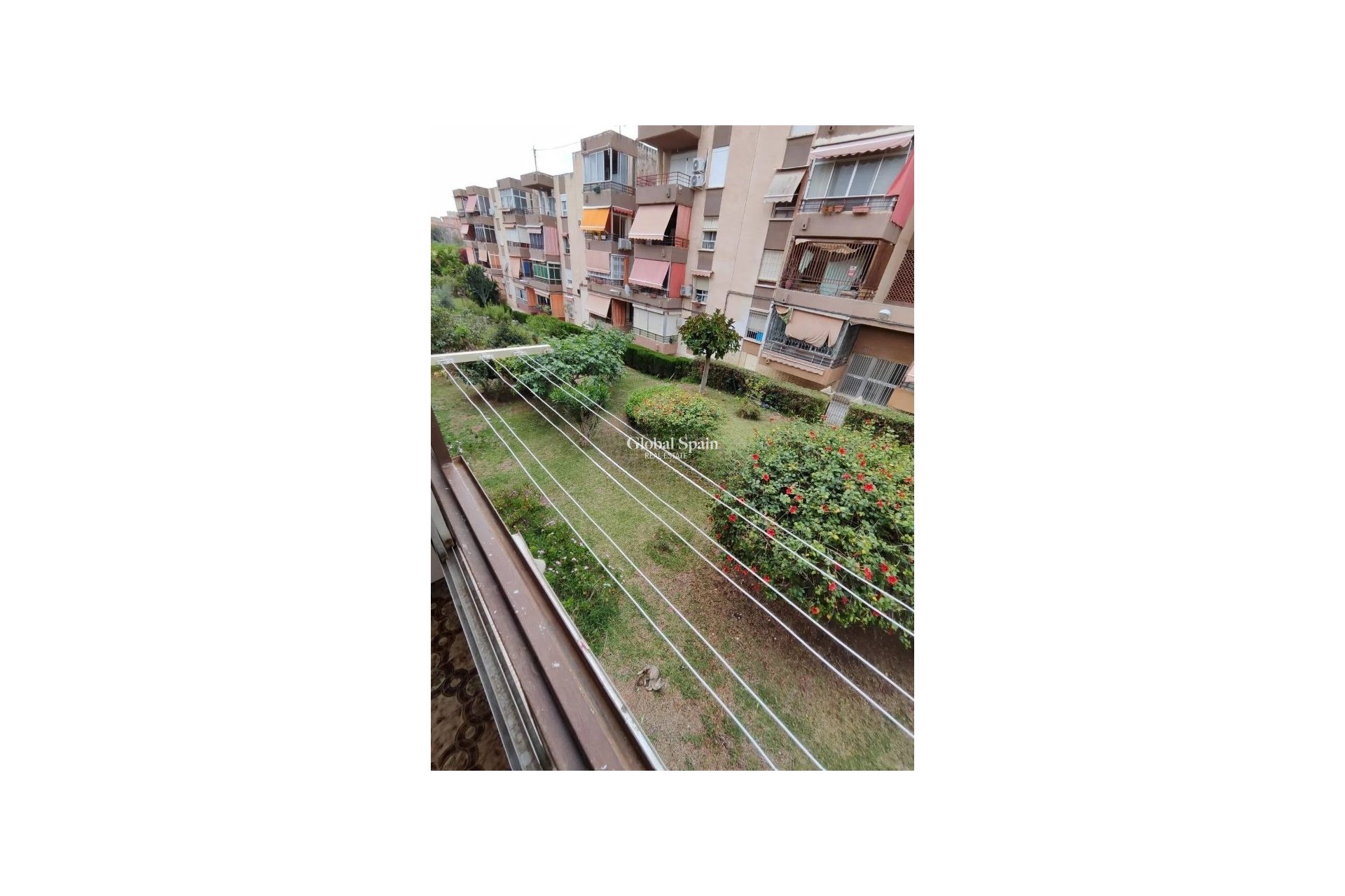 Revente - APPARTEMENT -
LA ROMANA - Inland