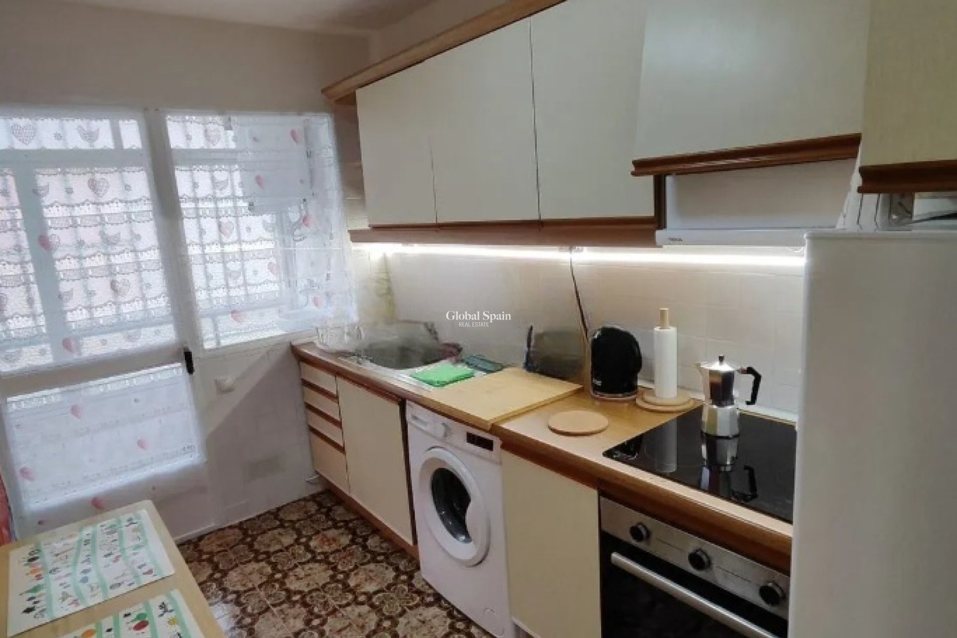 Revente - APPARTEMENT -
LA ROMANA - Inland